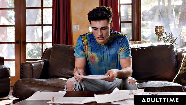 ADULT TIME - Horny Stud Is OBSESSED With Stepmom Dee Williams's HUGE TITS!