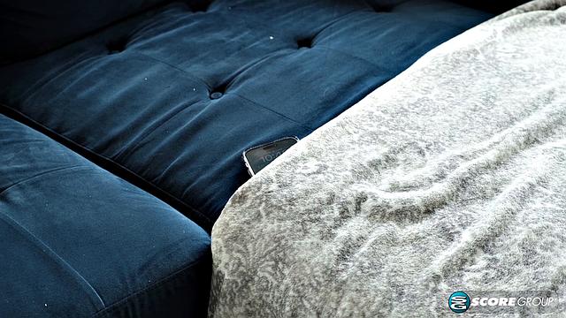 61-year-old Sunni fucks daughter's 22-year-old boyfriend