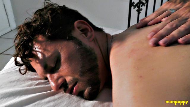 Massage with Happy Ending - Joey Phillippe & Richard Lennox