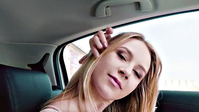 Blonde college cutie trimmed pussy gets pounded in doggystyle in the bedroom