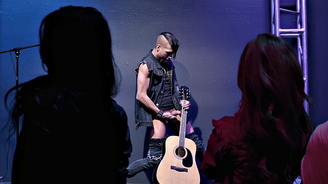 Xander's World Tour - Ep.1