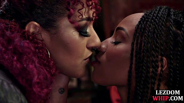 Hardtied lesbian strapon in 4some