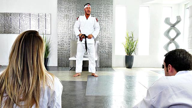 Brett Rossi Prefers Karate over Husband