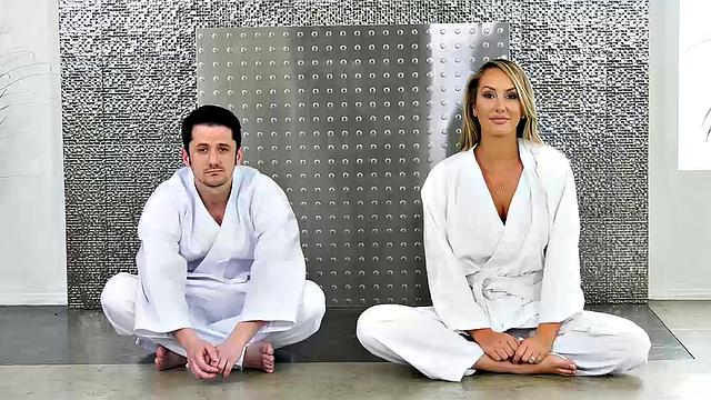 Brett Rossi Prefers Karate over Husband