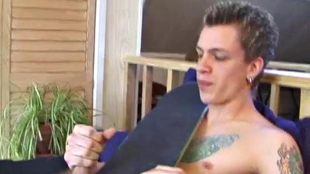 Skater Shane Jerking Off