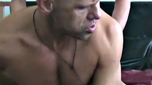 Pierced German stud barebacked by BF in amateur action