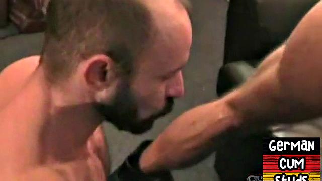 Horny German jocks in hot 3some