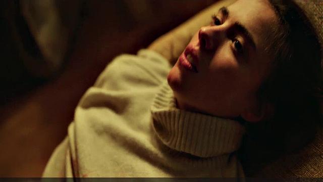 Brunette bombshell Margaret Qualley enjoys outdoor kissing and topless sex in smiley indoor video