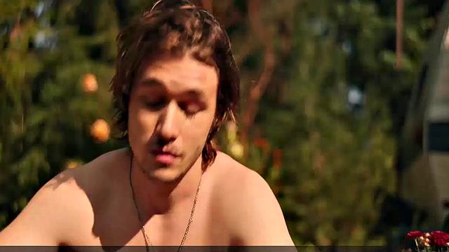 Brunette bombshell Margaret Qualley enjoys outdoor kissing and topless sex in smiley indoor video