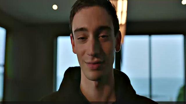 Brunette bombshell Margaret Qualley enjoys outdoor kissing and topless sex in smiley indoor video