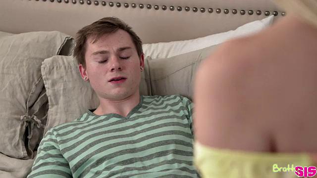 Stepbrother's Little Dicky - S19:E2