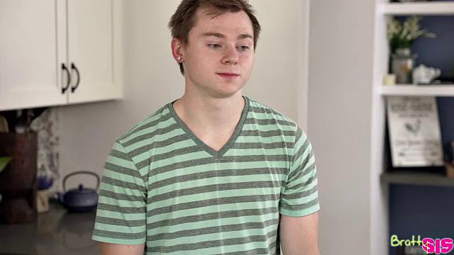 Stepbrother's Little Dicky - S19:E2