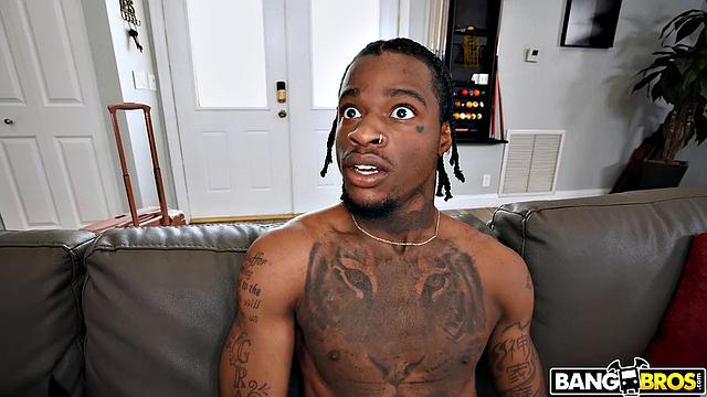 MILF Ass Motivates Stepson