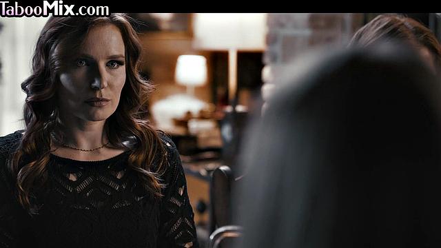 Stunning lesbian footworshipping group