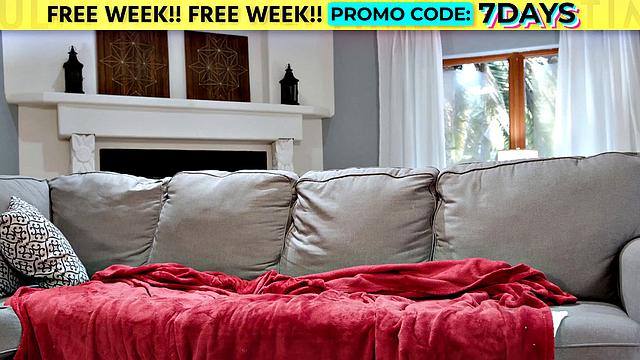 GIRLSWAY - Hot Madison Morgan Takes Rough SQUIRTING Break From Work With Girlfriend Nicole Aria