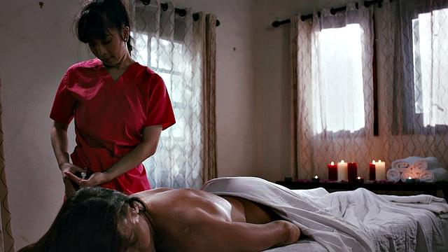 Oriental masseuse pussylicking and tribbing
