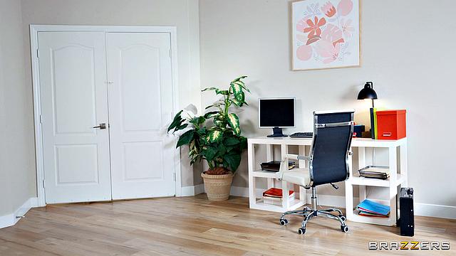 She Soaked My Desk With Squirt!