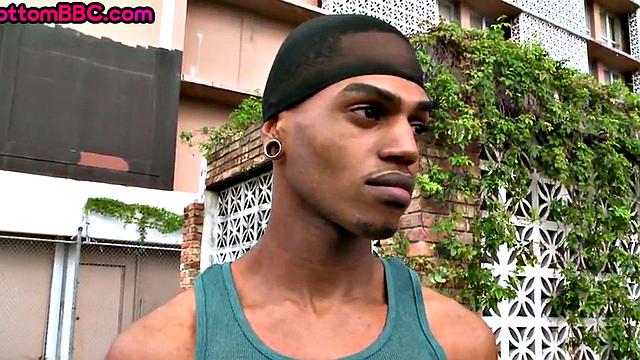 Black bottom stud picked up and banged by white for cash