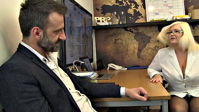 Dr. Lacey meets Pascal