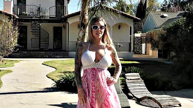 Big Tits Tattooed Blonde Karma Rx Finds out Why Pool Man Gets Tons of Pussy