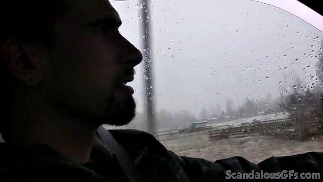 A amateur GF tease her pussy in the car while wearing glasses