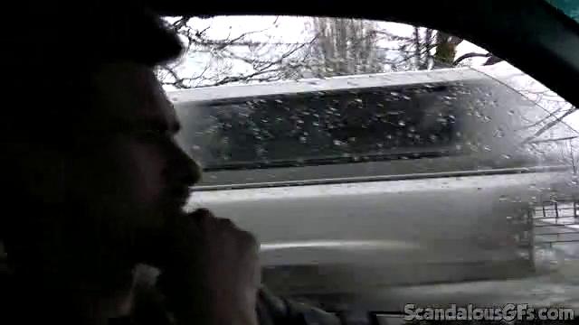 A amateur GF tease her pussy in the car while wearing glasses