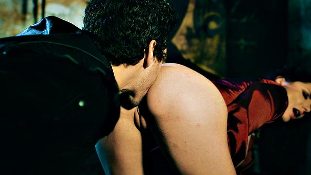 Queen Of Thrones: Part 2