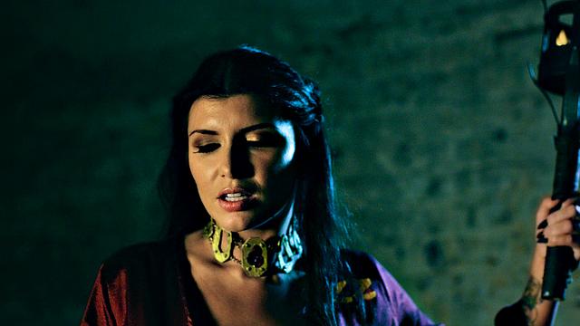 Queen Of Thrones: Part 2