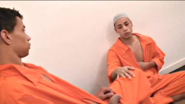 dhul fiqar yussef сосет здоровый член и ловит мощный кончил