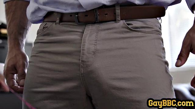 Muscle ebony jock gets analsmashed