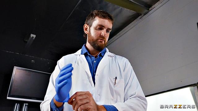 Smile! Thick Dick Is Ready To Drill