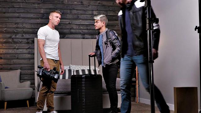 Jizzed blond gets bareback fucked by tattooed BF