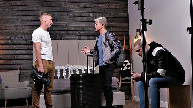 Jizzed blond gets bareback fucked by tattooed BF