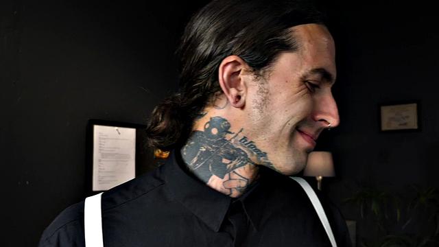 Mesmerized office jock in fishnets fucks his boss