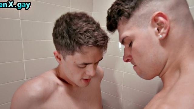 Manly jock bareback fucks twink in tight ass