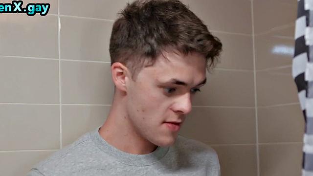 Manly jock bareback fucks twink in tight ass