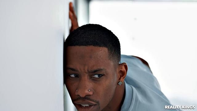 Thin Walls, Light Balls