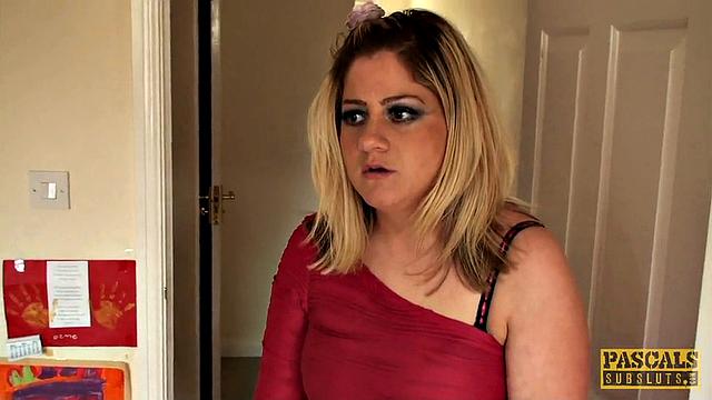 Pascal shows Leah Lixx how he ass-fucks her