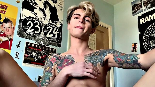 Ryo Is An Experienced Guy - Ryo Foxx