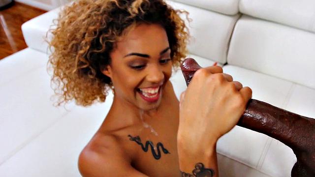 Hot Ebony Spinner Welcomes a Guy To Porn