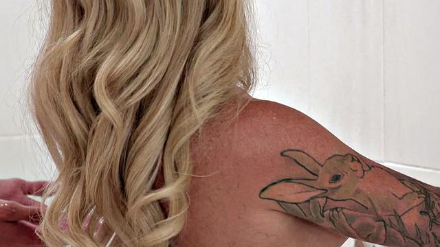 Massaging bae fucked by stiff stud in wet pussy