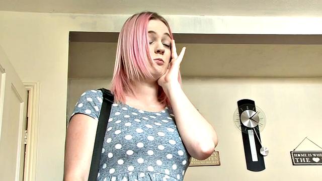 Stuffing Cock Hungry UK Cutie Carly Rae