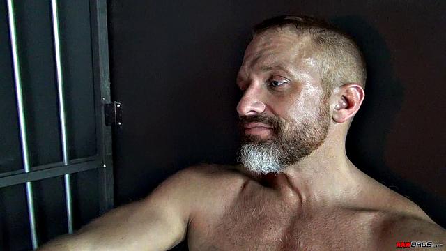 Шон Дуран жёстко трахает Дирка Кабера