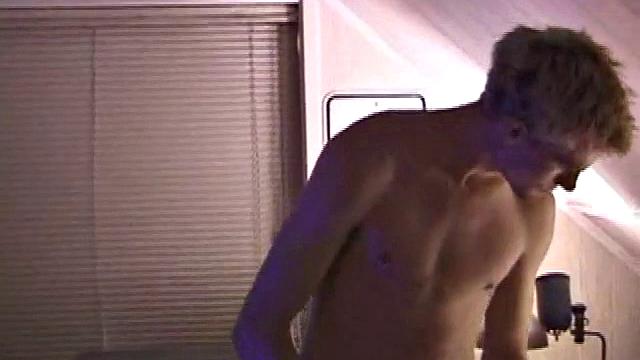 Twink Jonathan Gets Handjob