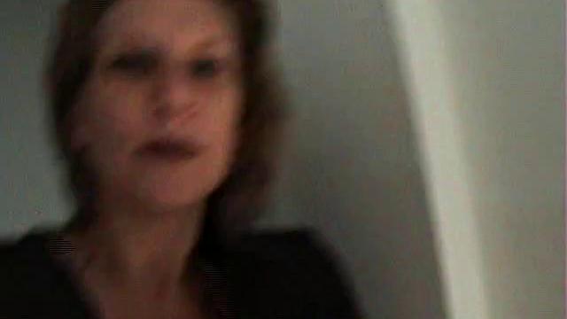 Sexy GF Enjoys A Shower And A Shave