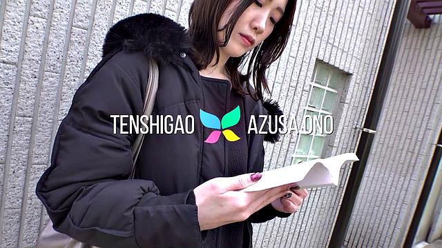 Introducing Azusa Ono: Cute And Innocent Hottie