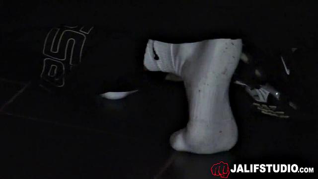 Ромен отдается Грегу по полной: глубокий минет и страстные ласки