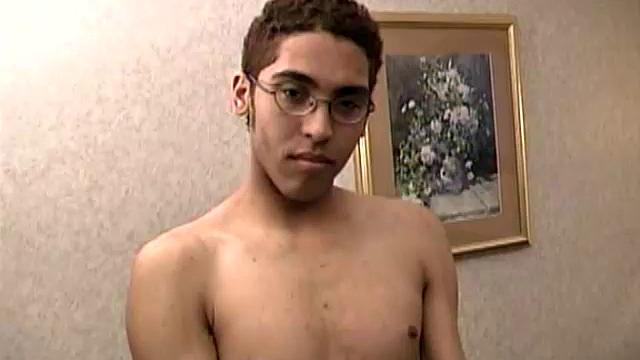 This skinny 19 year old boy has a nasty mouth as he hops on the bed for a solo jerk off. Zander Lee fingers his asshole, strokes his cock, and pumps out a load onto his belly.