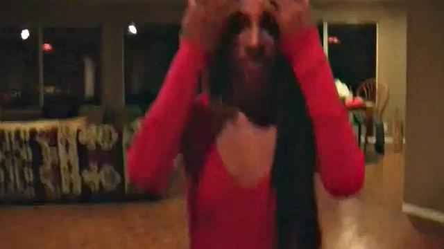 Грязная метиска-подросток жадно получает по всем фронтам