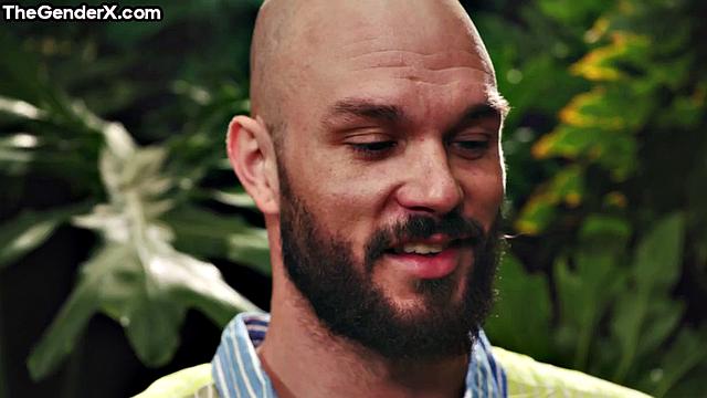 Petite ebony trans spreads for lover